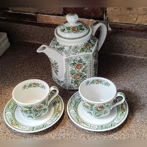 Ridgeway Ironstone. Staffordshire Tea Pot And Tea Cups. Canterbury.
